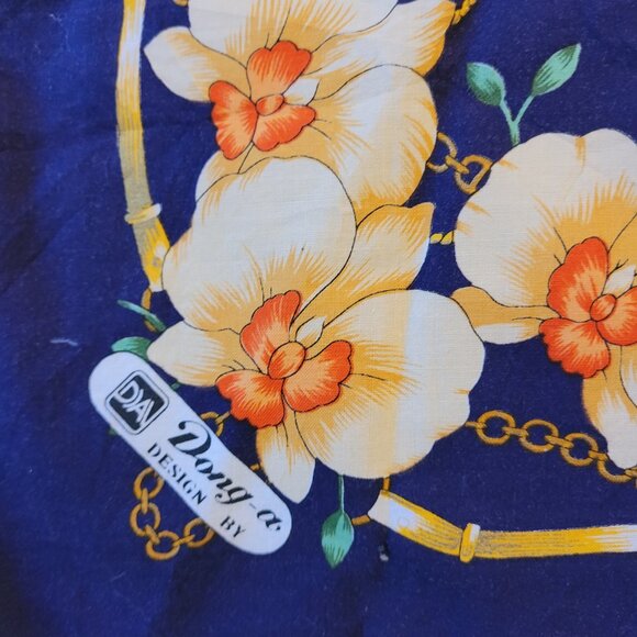 Vintage Dong-a (DA)  Designer Navy Blue Floral Gold Chain 24" Hankerchief - Picture 2 of 2